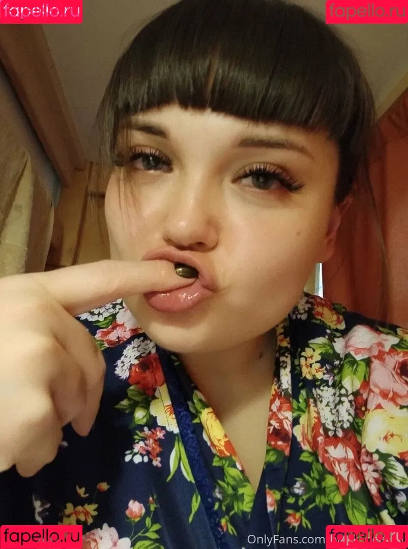 pearl.black Onlyfans Photo Gallery 