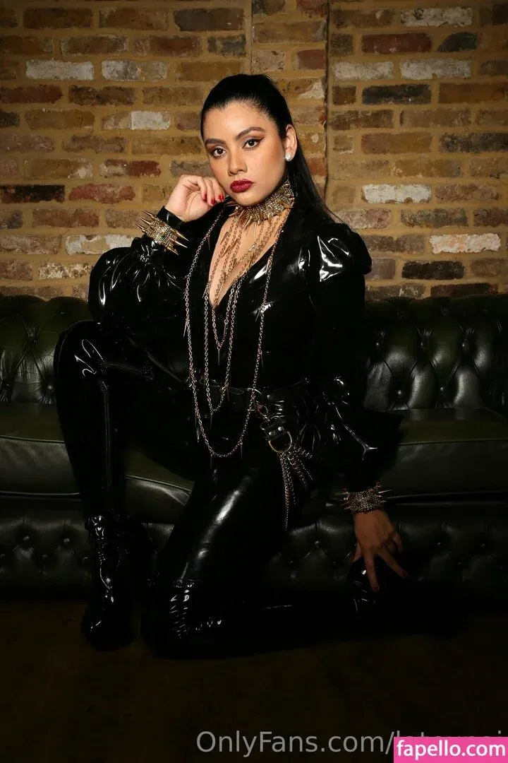 therubberbabe Onlyfans Photo Gallery 