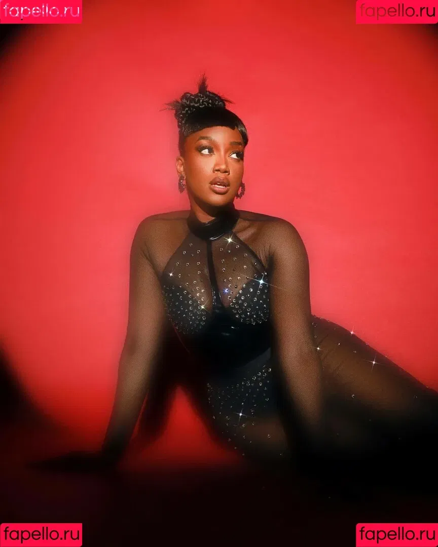 Iza Cantora Onlyfans Photo Gallery 