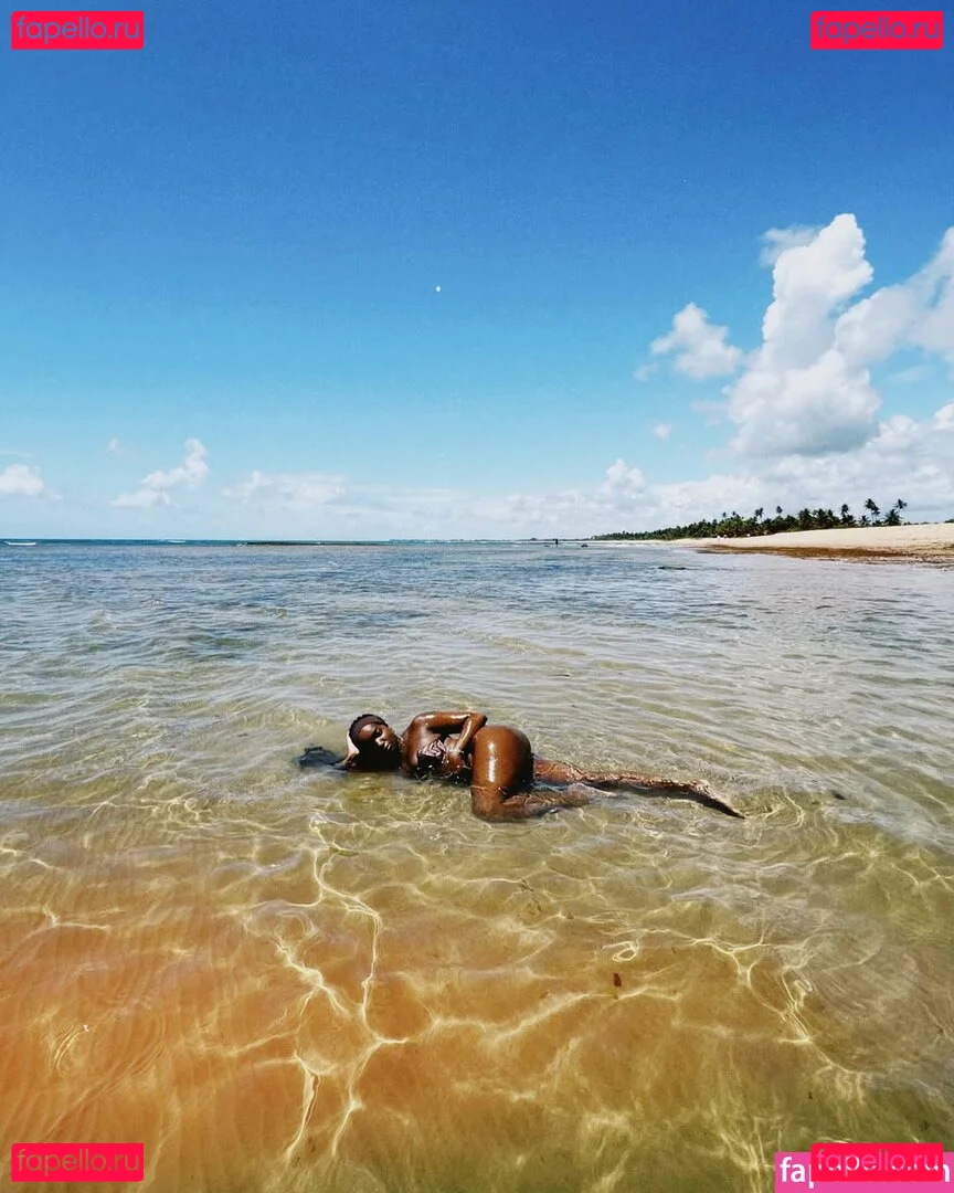 Iza Cantora Onlyfans Photo Gallery 