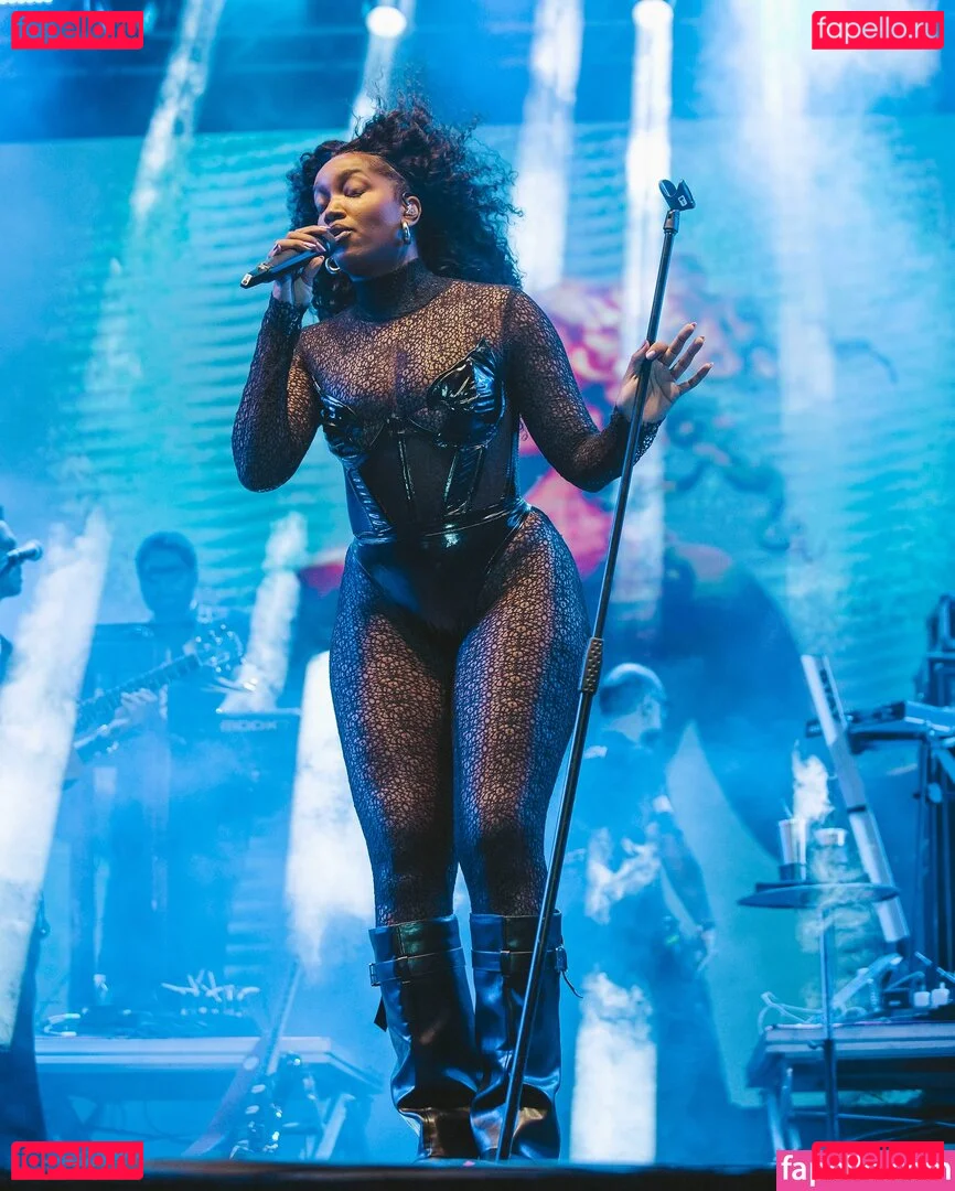 Iza Cantora Onlyfans Photo Gallery 