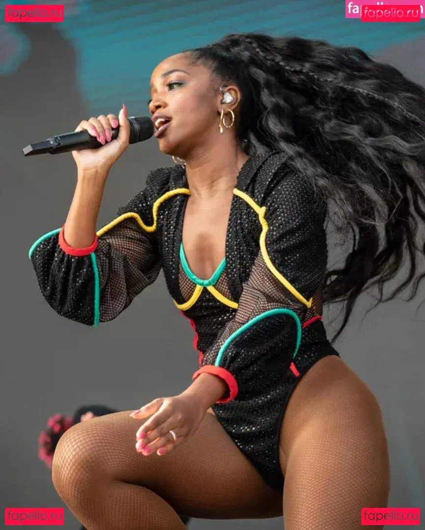 Iza Cantora Onlyfans Photo Gallery 