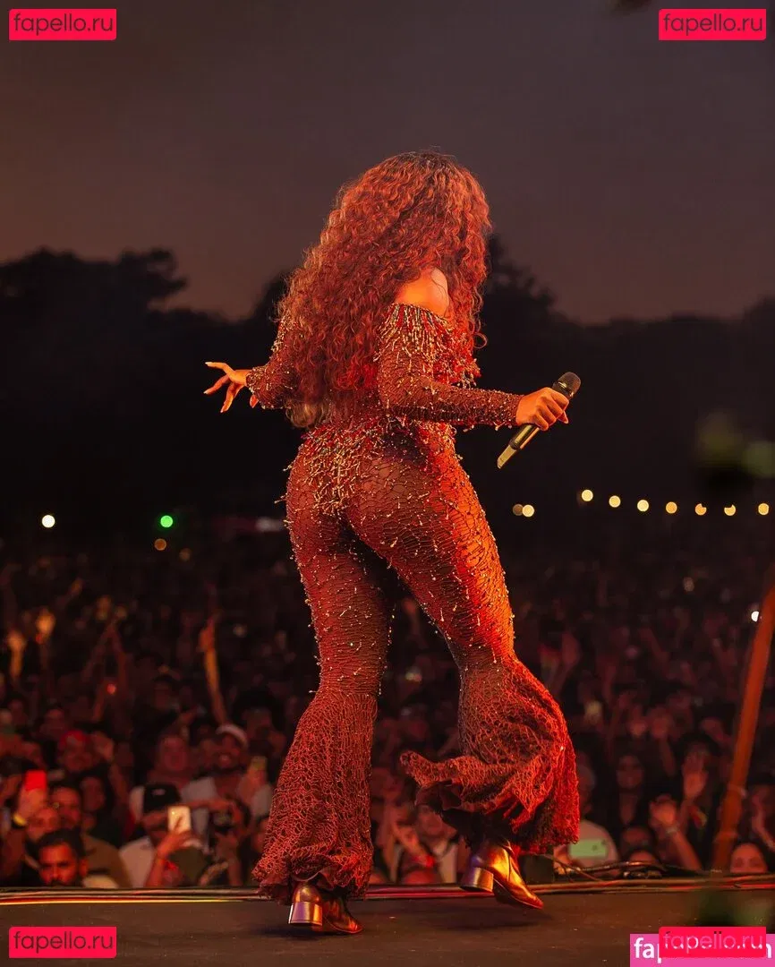 Iza Cantora Onlyfans Photo Gallery 