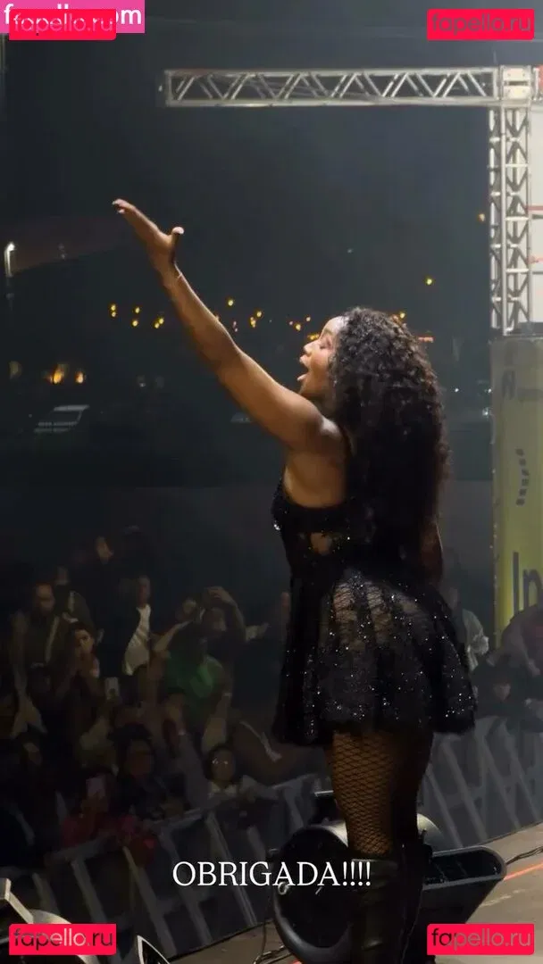 Iza Cantora Onlyfans Photo Gallery 