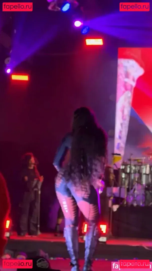 Iza Cantora Onlyfans Photo Gallery 