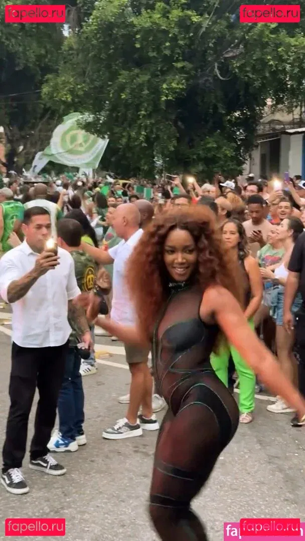 Iza Cantora Onlyfans Photo Gallery 