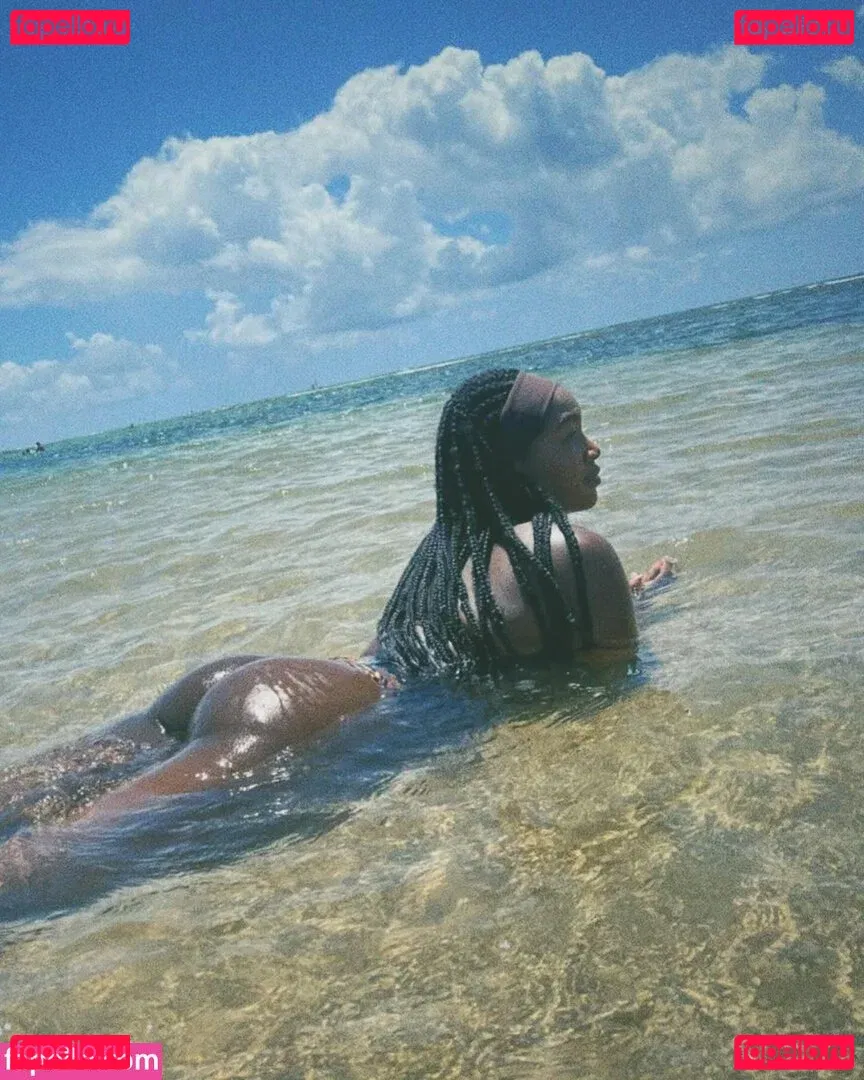 Iza Cantora Onlyfans Photo Gallery 