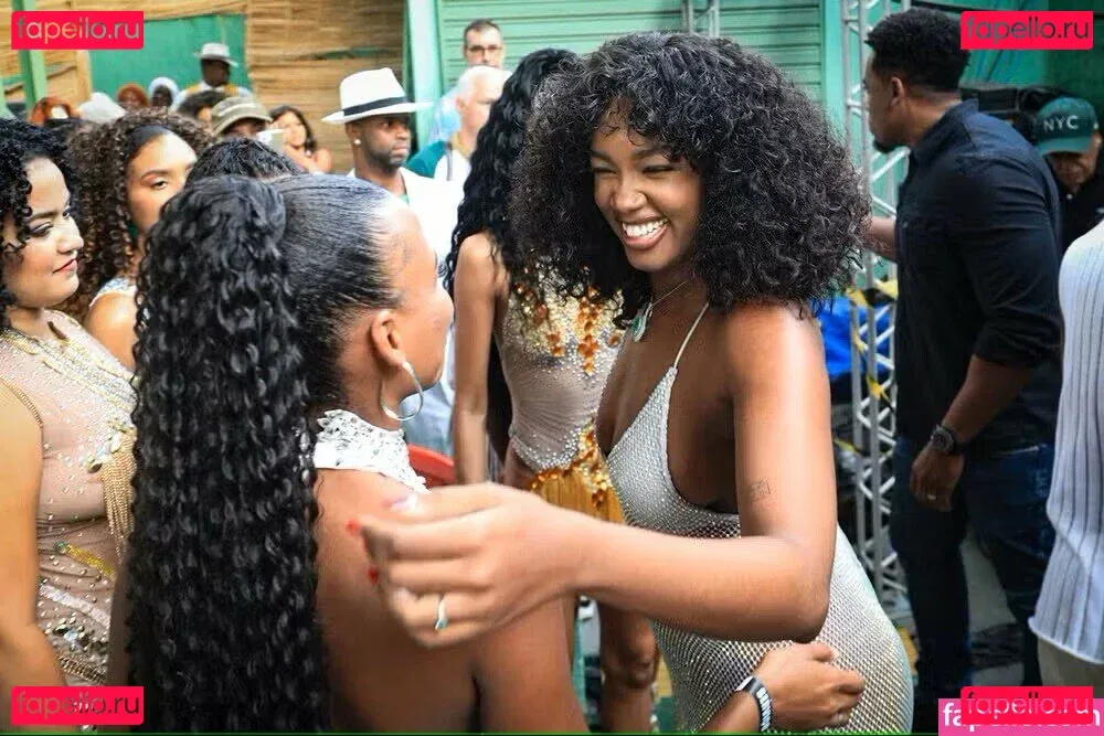 Iza Cantora Onlyfans Photo Gallery 