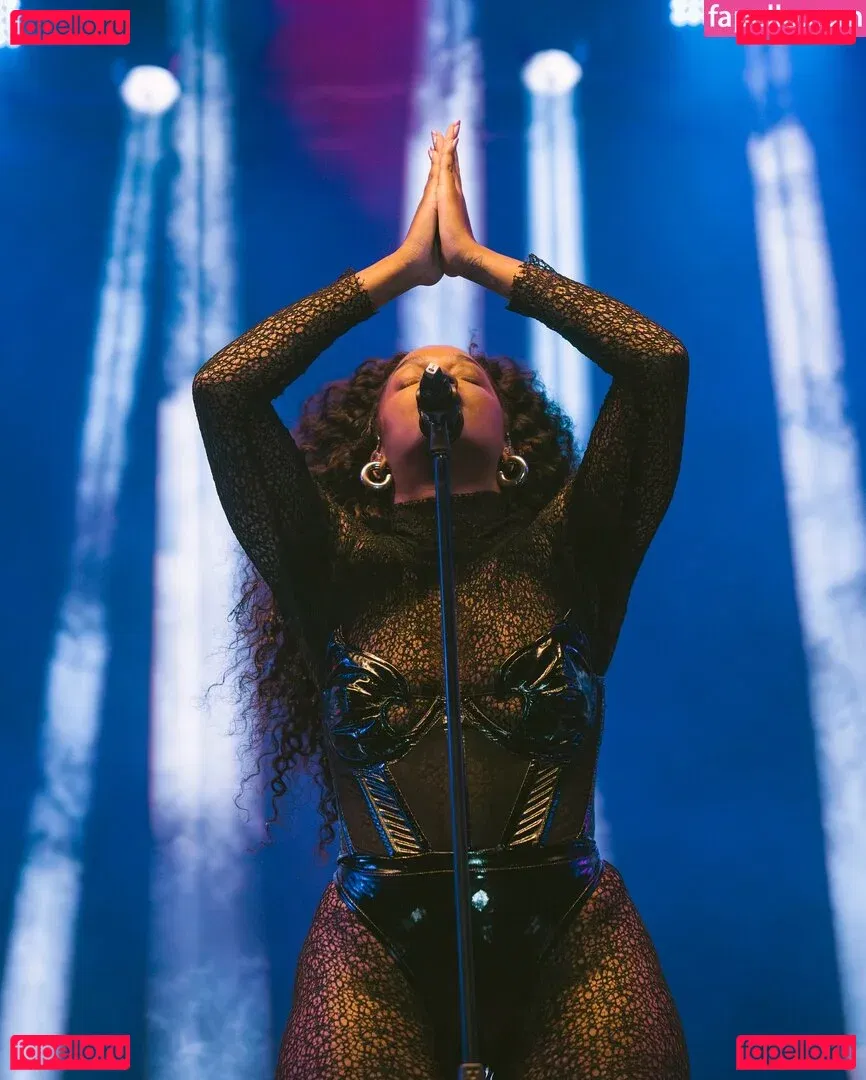 Iza Cantora Onlyfans Photo Gallery 