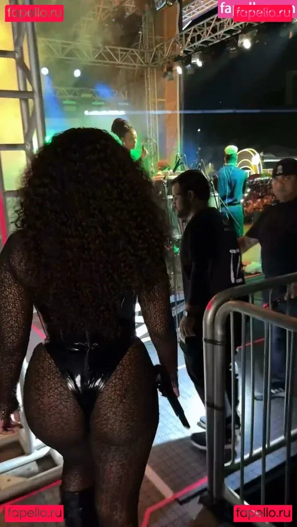 Iza Cantora Onlyfans Photo Gallery 