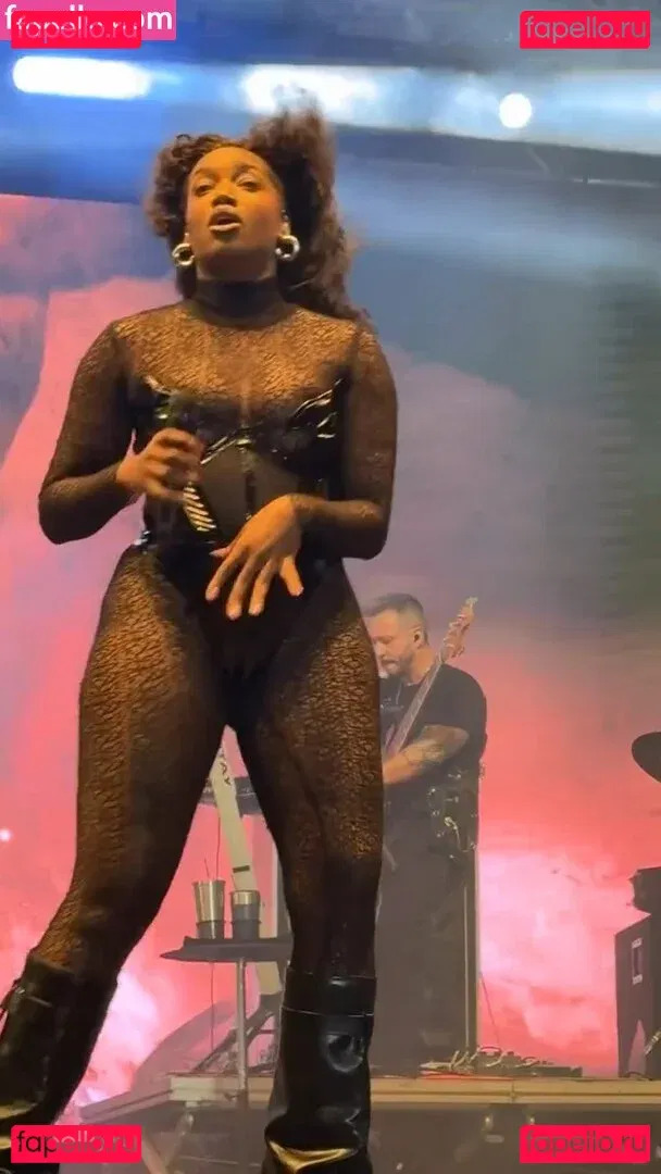 Iza Cantora Onlyfans Photo Gallery 