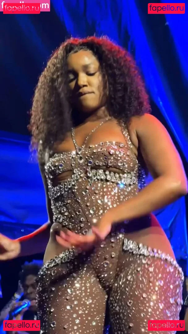 Iza Cantora Onlyfans Photo Gallery 