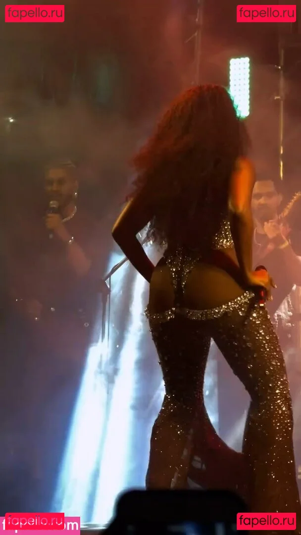 Iza Cantora Onlyfans Photo Gallery 