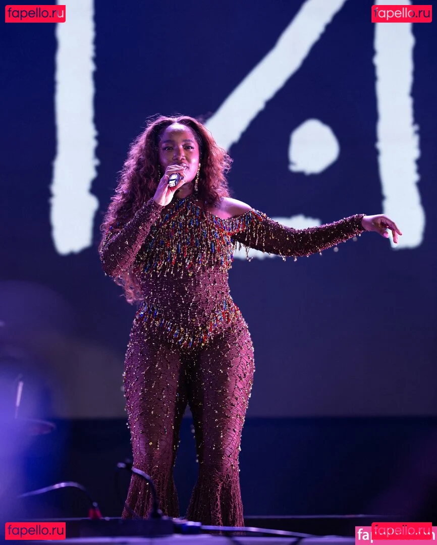 Iza Cantora Onlyfans Photo Gallery 