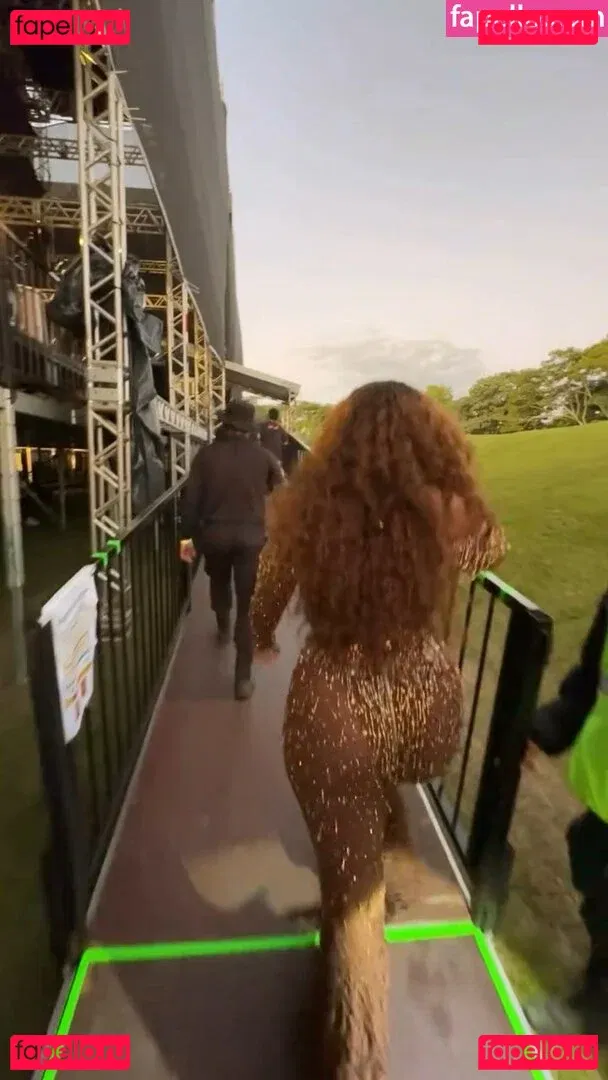 Iza Cantora Onlyfans Photo Gallery 