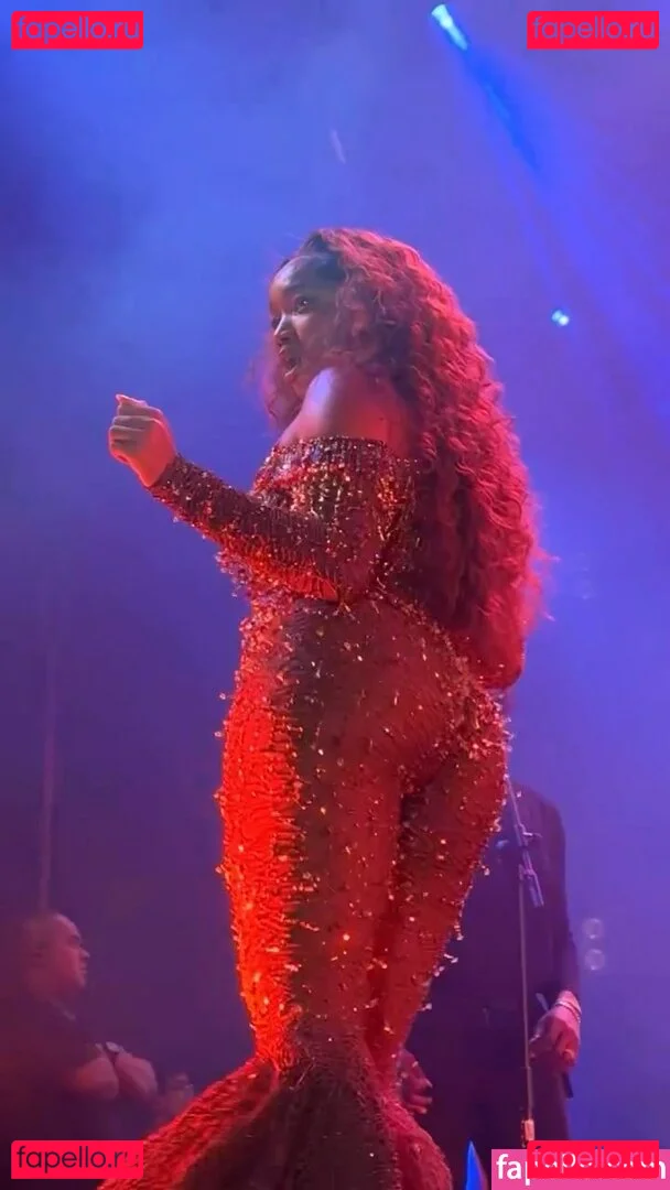 Iza Cantora Onlyfans Photo Gallery 