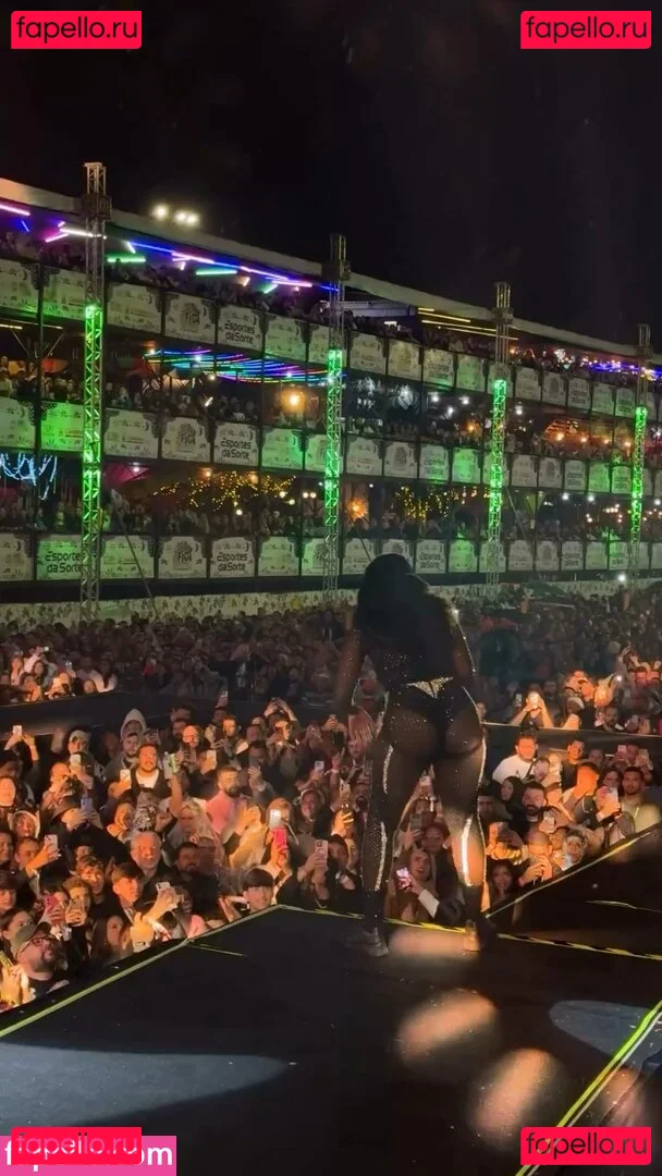 Iza Cantora Onlyfans Photo Gallery 