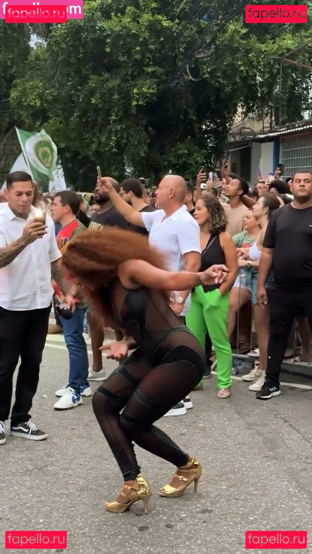 Iza Cantora Onlyfans Photo Gallery 