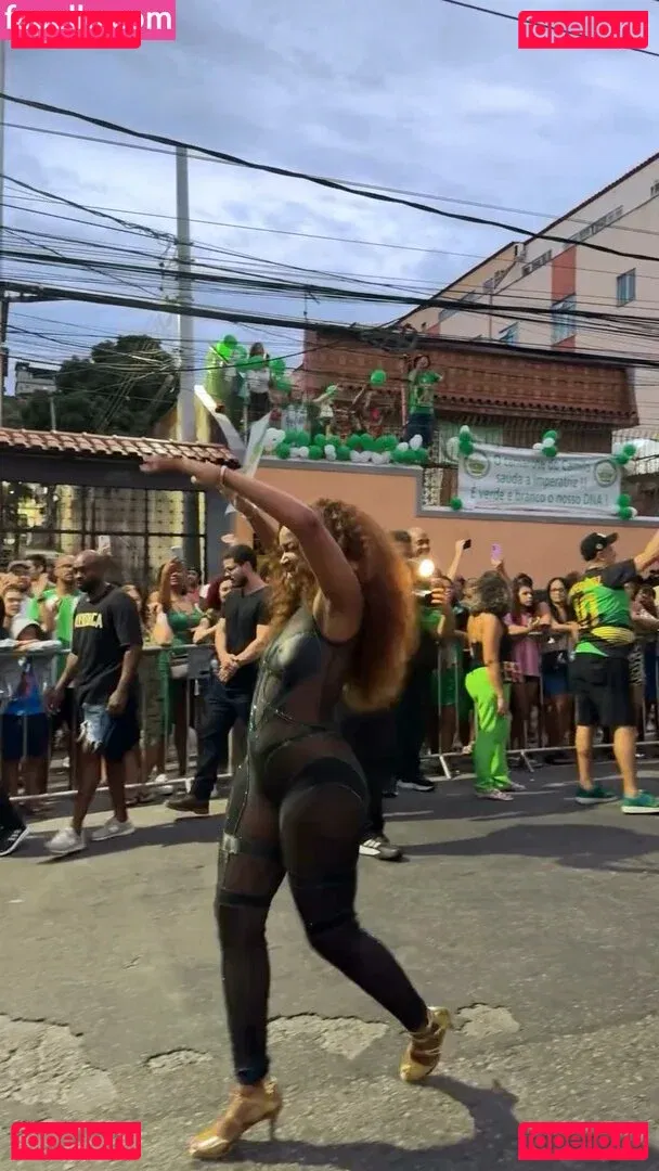 Iza Cantora Onlyfans Photo Gallery 