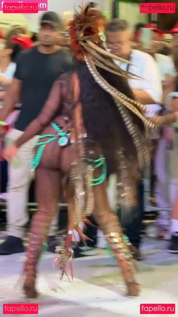 Iza Cantora Onlyfans Photo Gallery 