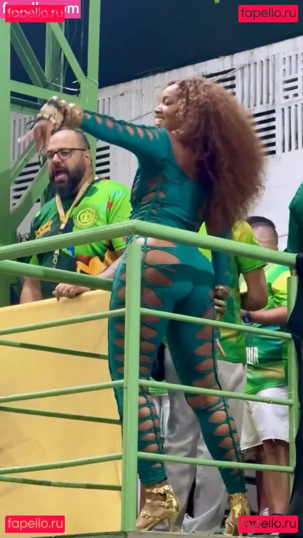 Iza Cantora Onlyfans Photo Gallery 