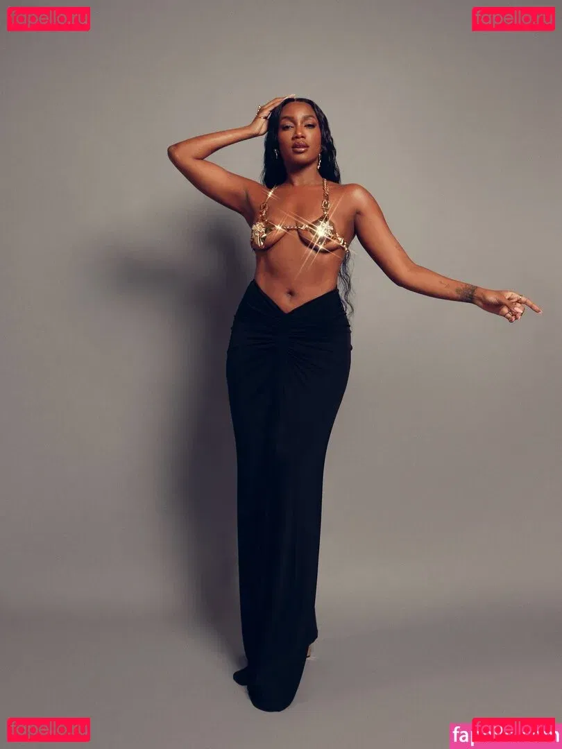 Iza Cantora Onlyfans Photo Gallery 