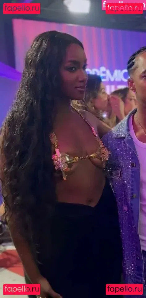 Iza Cantora Onlyfans Photo Gallery 