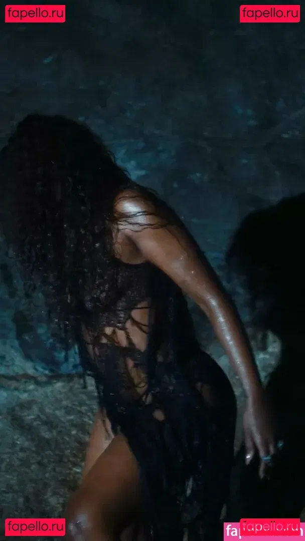 Iza Cantora Onlyfans Photo Gallery 