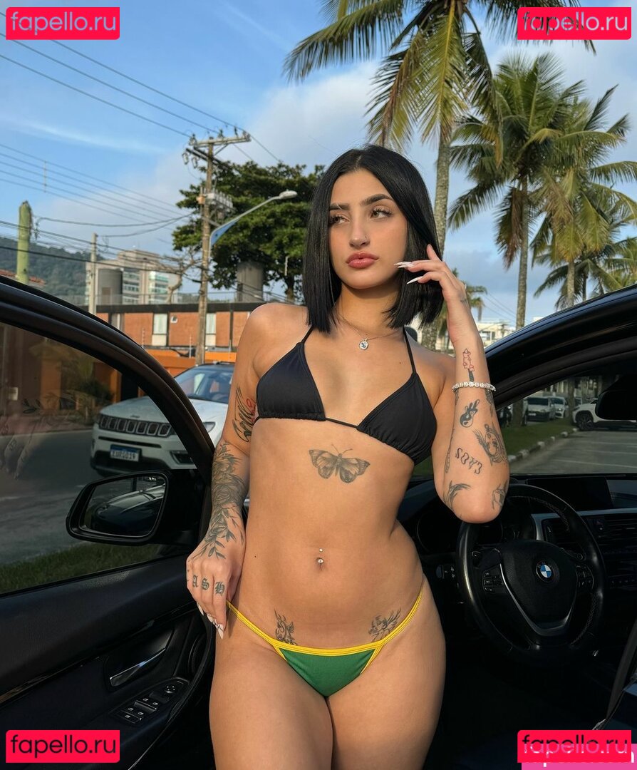 Stephany Ribeiro Nude Onlyfans Photo 16