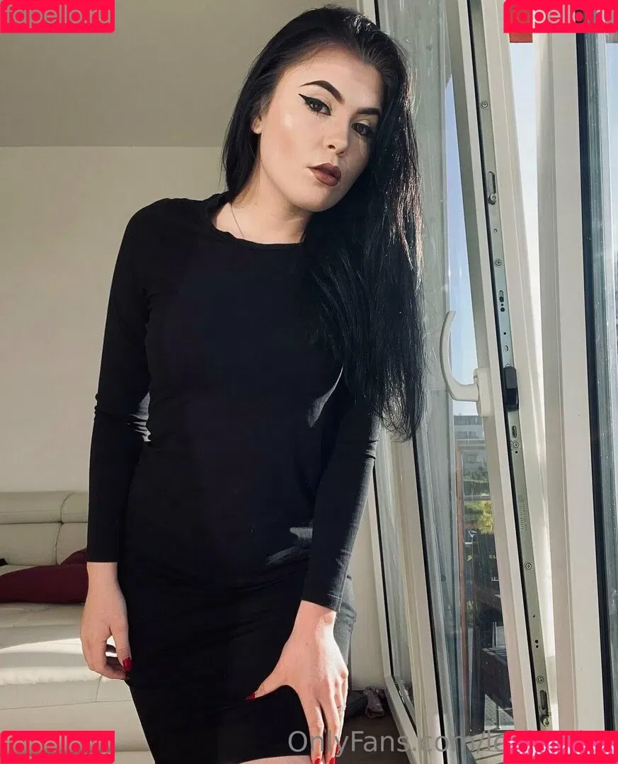 leabonita Onlyfans Photo Gallery 
