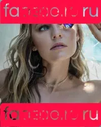 Madison Iseman Onlyfans Photo Gallery 
