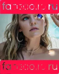 Madison Iseman Onlyfans Photo Gallery 