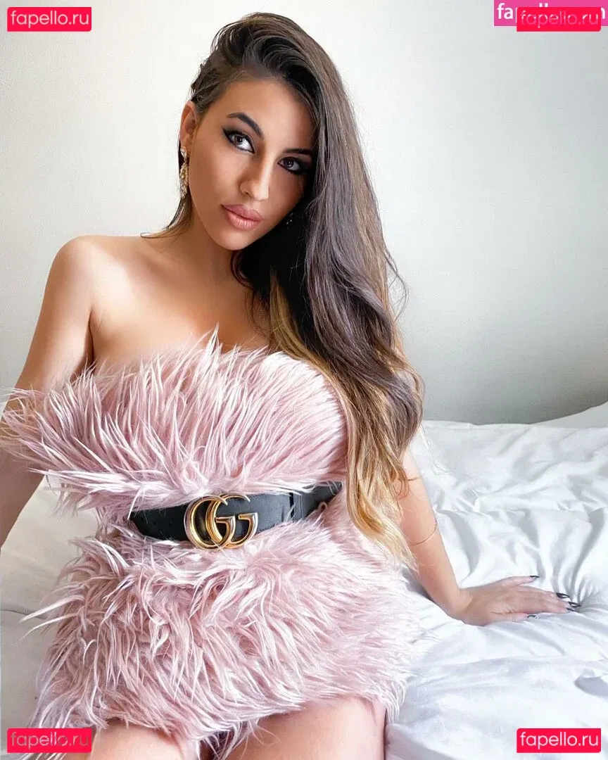 Yoana Cuesta Cortijo Onlyfans Photo Gallery 