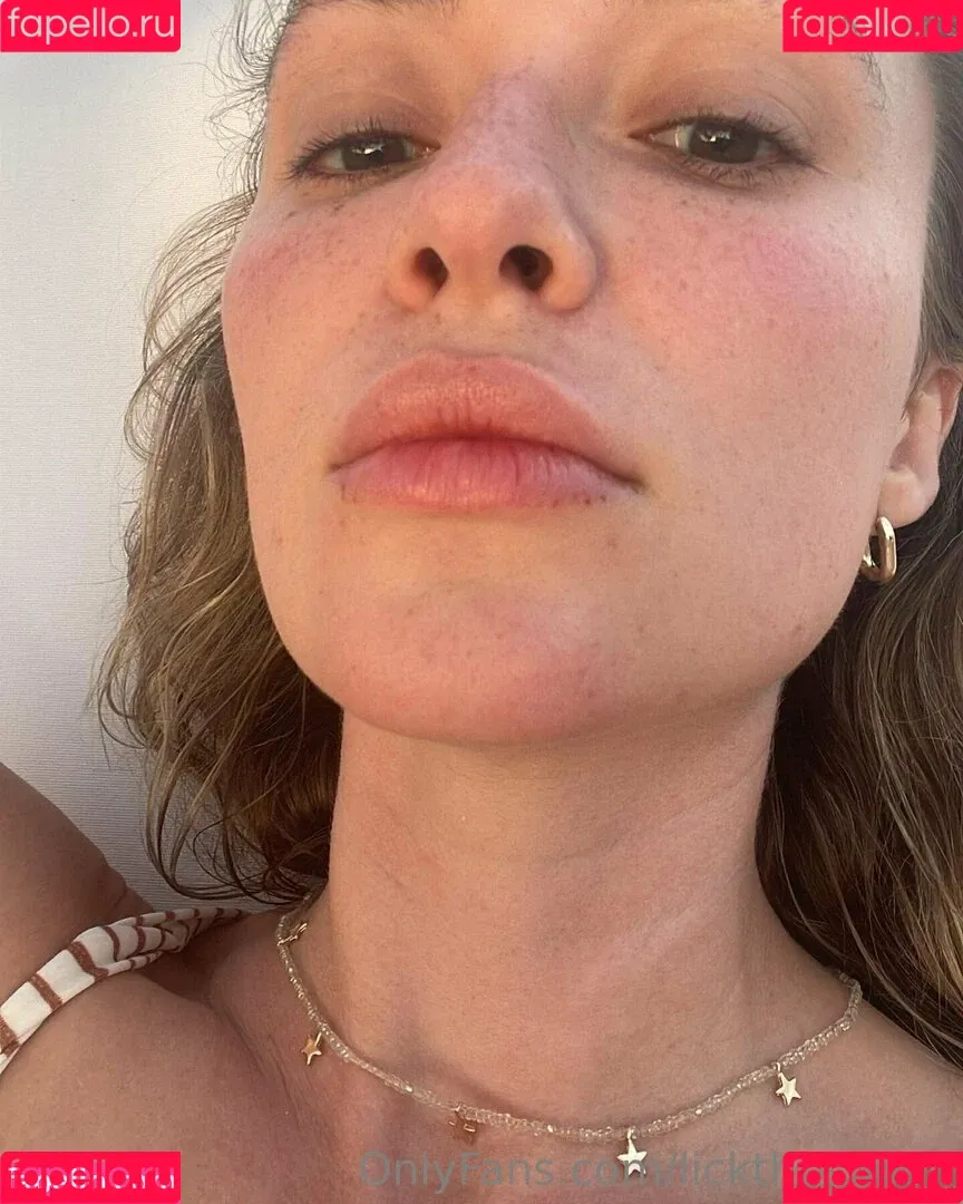 lickthespoon Onlyfans Photo Gallery 