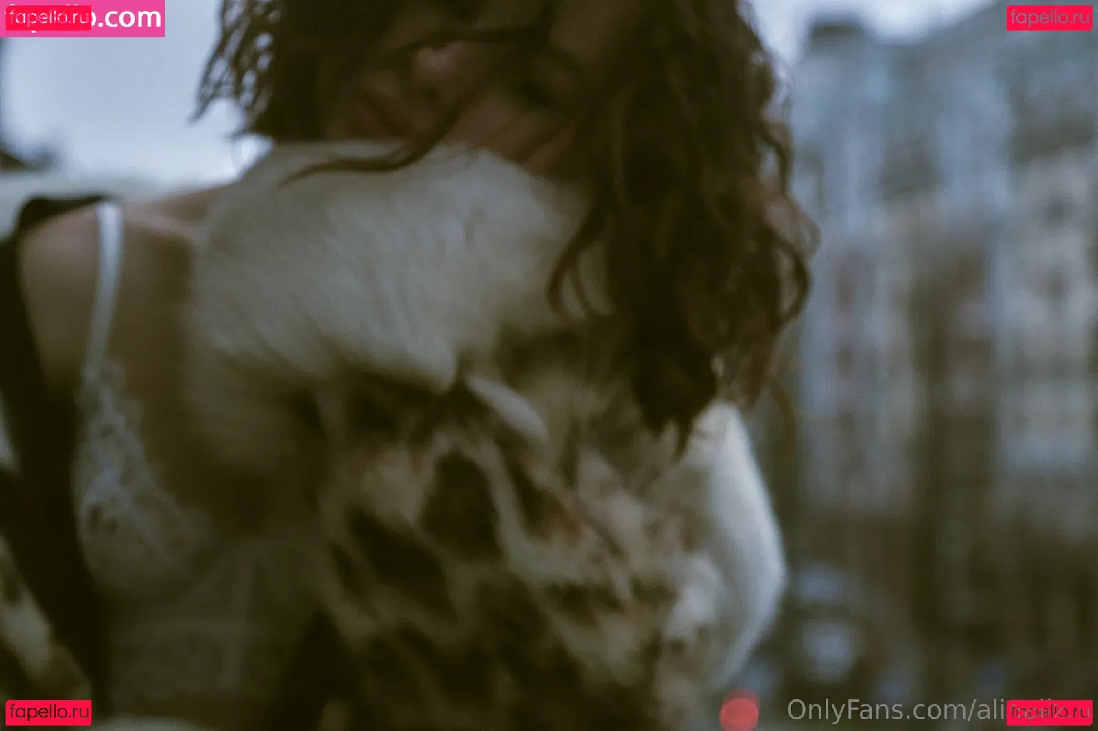 alinalizm Onlyfans Photo Gallery 