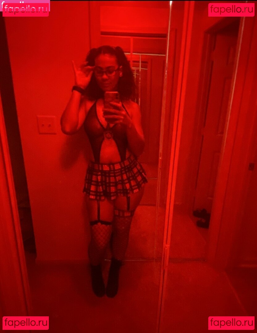 Luci Satana Nude Onlyfans Photo 12