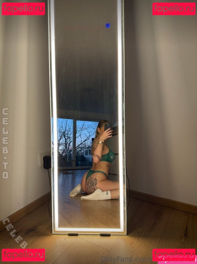 Sinasunchez Nude Onlyfans Photo 30