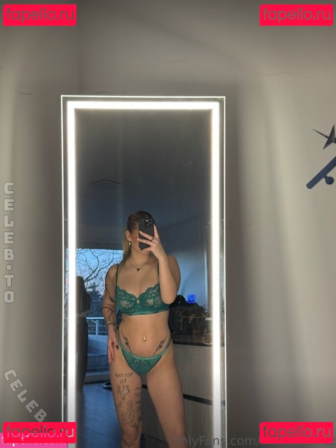 Sinasunchez Nude Onlyfans Photo 21