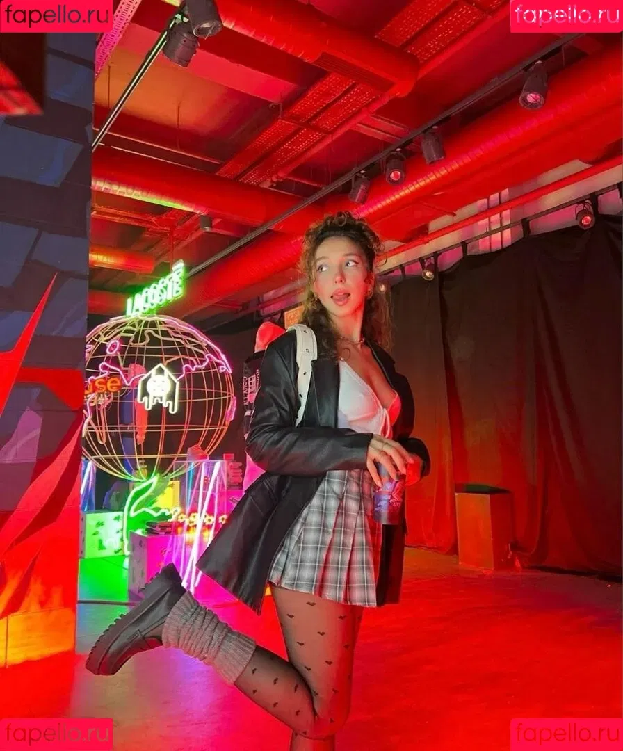 Meltem Koc Onlyfans Photo Gallery 