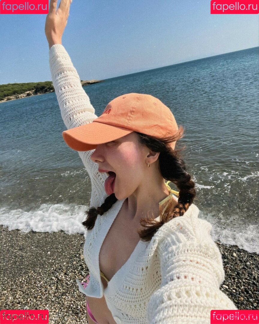 Meltem Koc Onlyfans Photo Gallery 