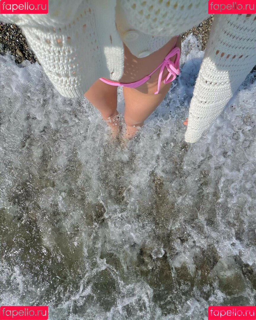 Meltem Koc Onlyfans Photo Gallery 