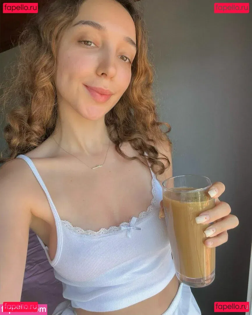 Meltem Koc Onlyfans Photo Gallery 