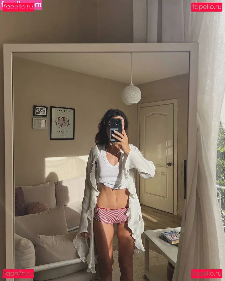 Meltem Koc Onlyfans Photo Gallery 