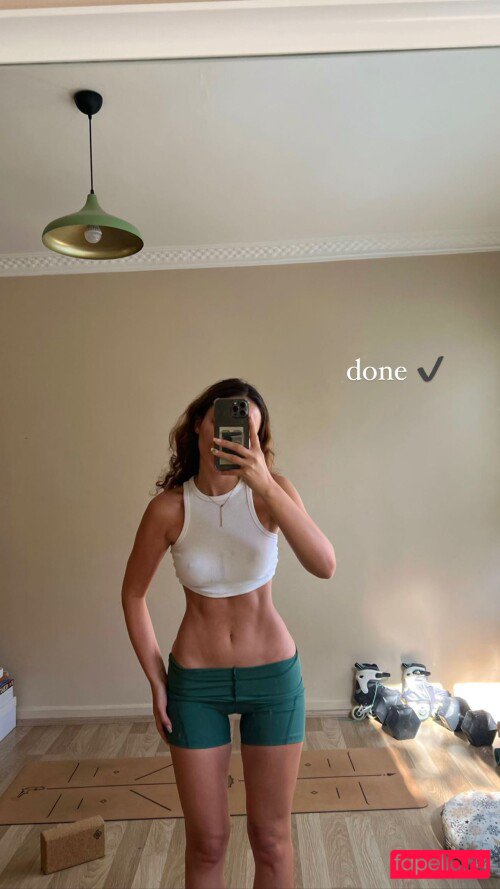 Meltem Koc Nude Onlyfans Photo 22