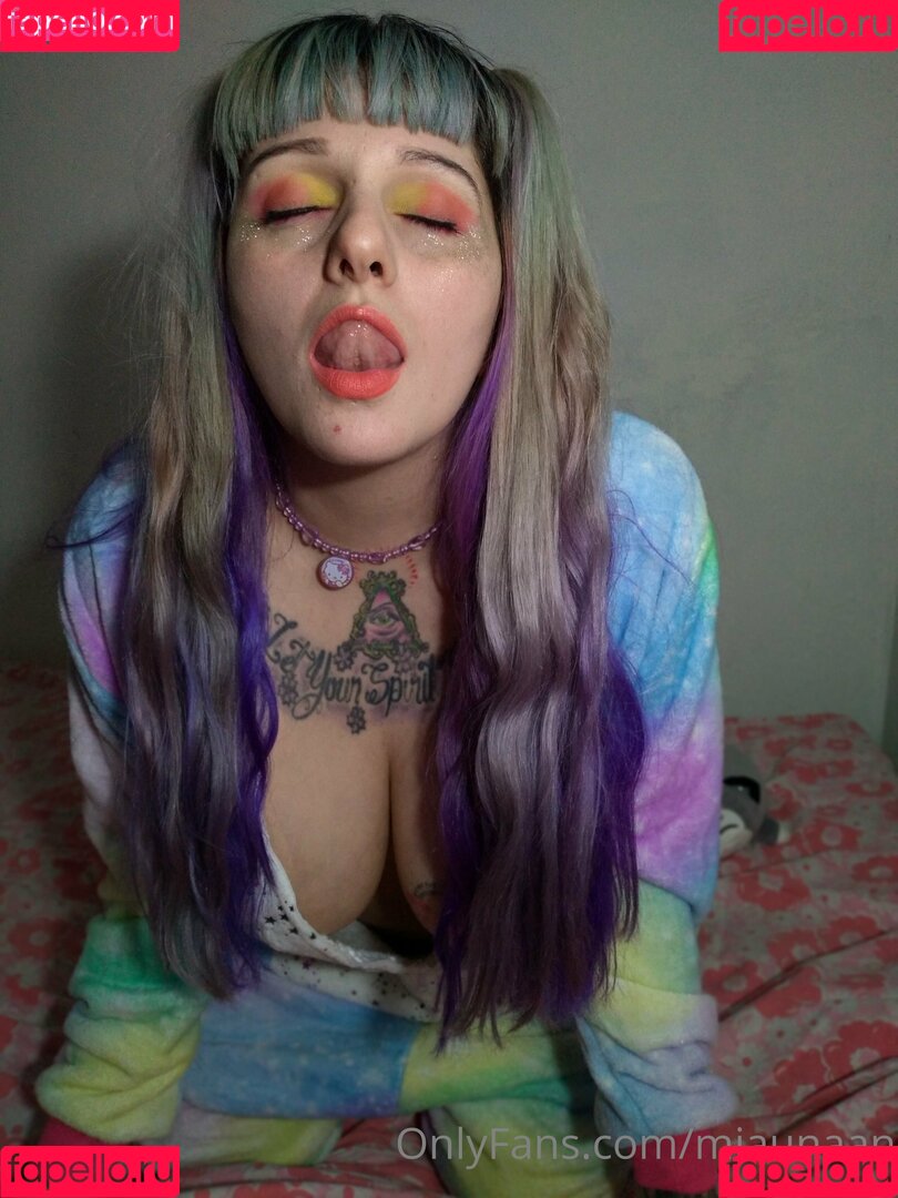 miaunaan Onlyfans Photo Gallery 