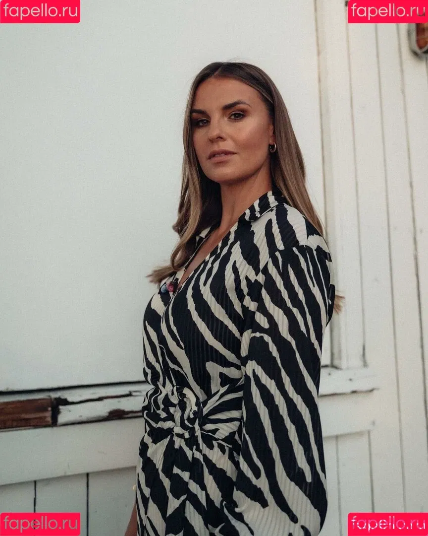 Laura Wontorra Onlyfans Photo Gallery 