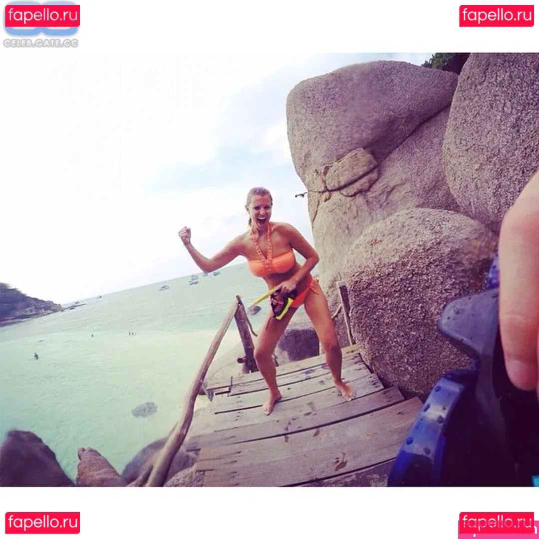 Laura Wontorra Onlyfans Photo Gallery 