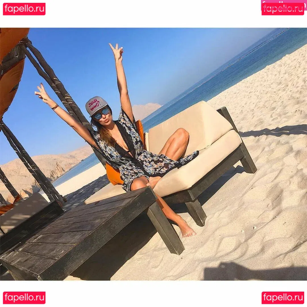 Laura Wontorra Onlyfans Photo Gallery 