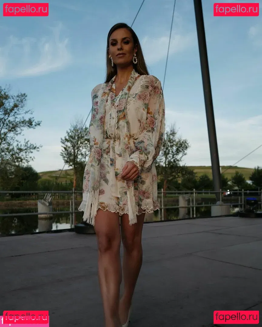 Laura Wontorra Onlyfans Photo Gallery 