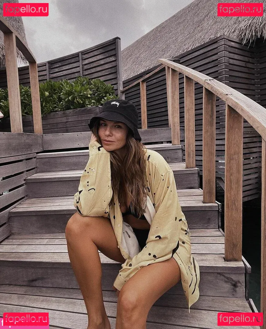 Laura Wontorra Onlyfans Photo Gallery 